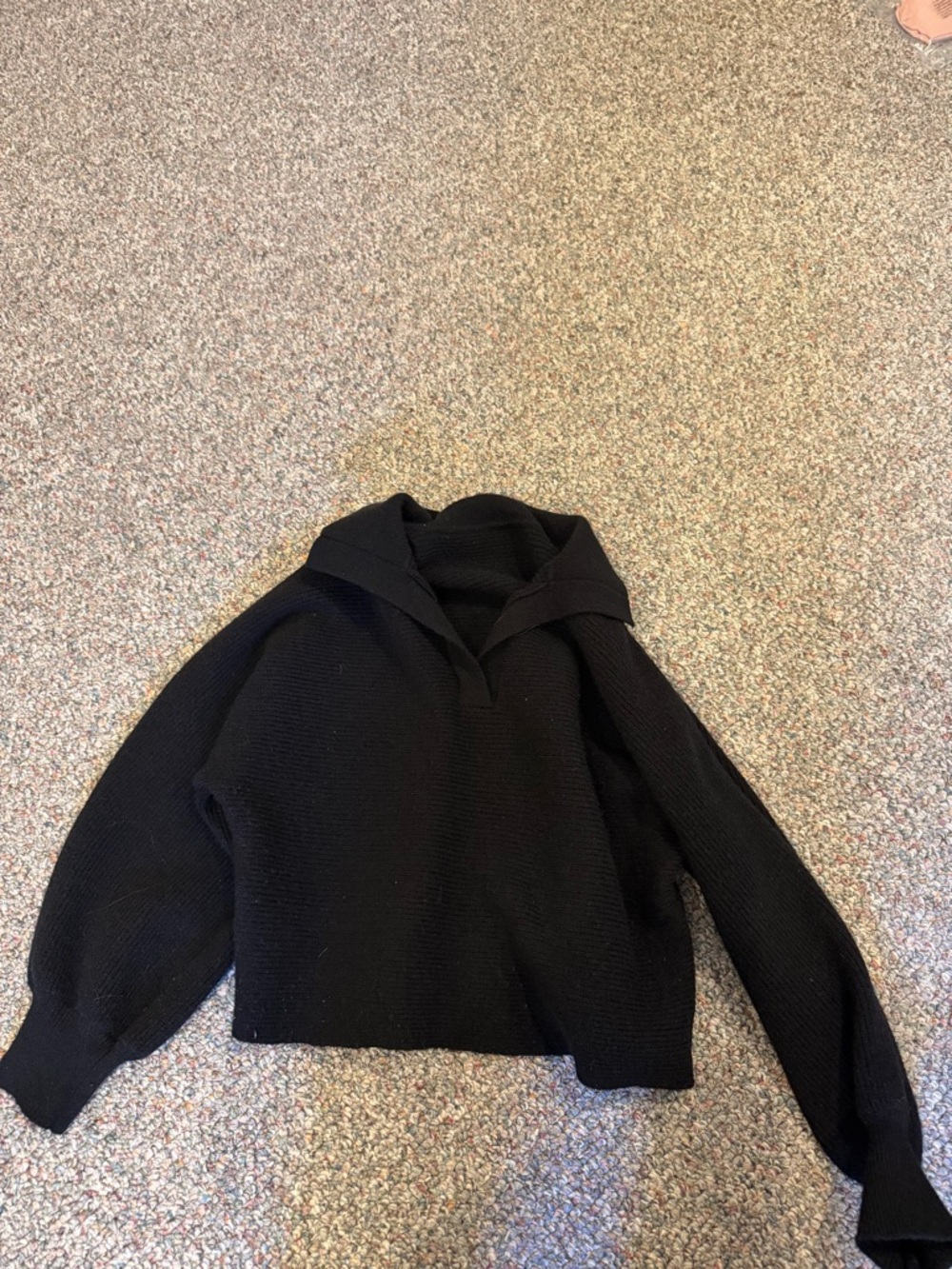 Black V-Neck Knit Sweater with Collar